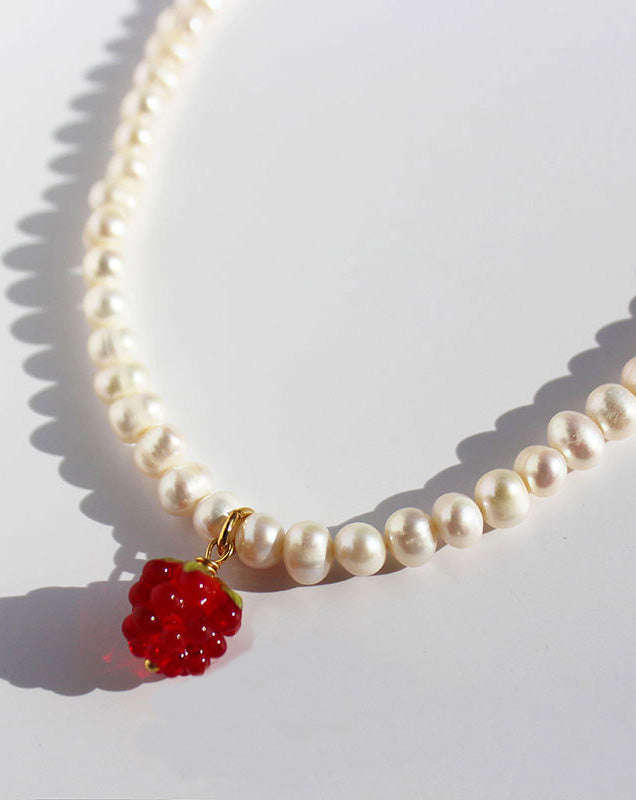 Raspberry Pendant Pearl Necklace